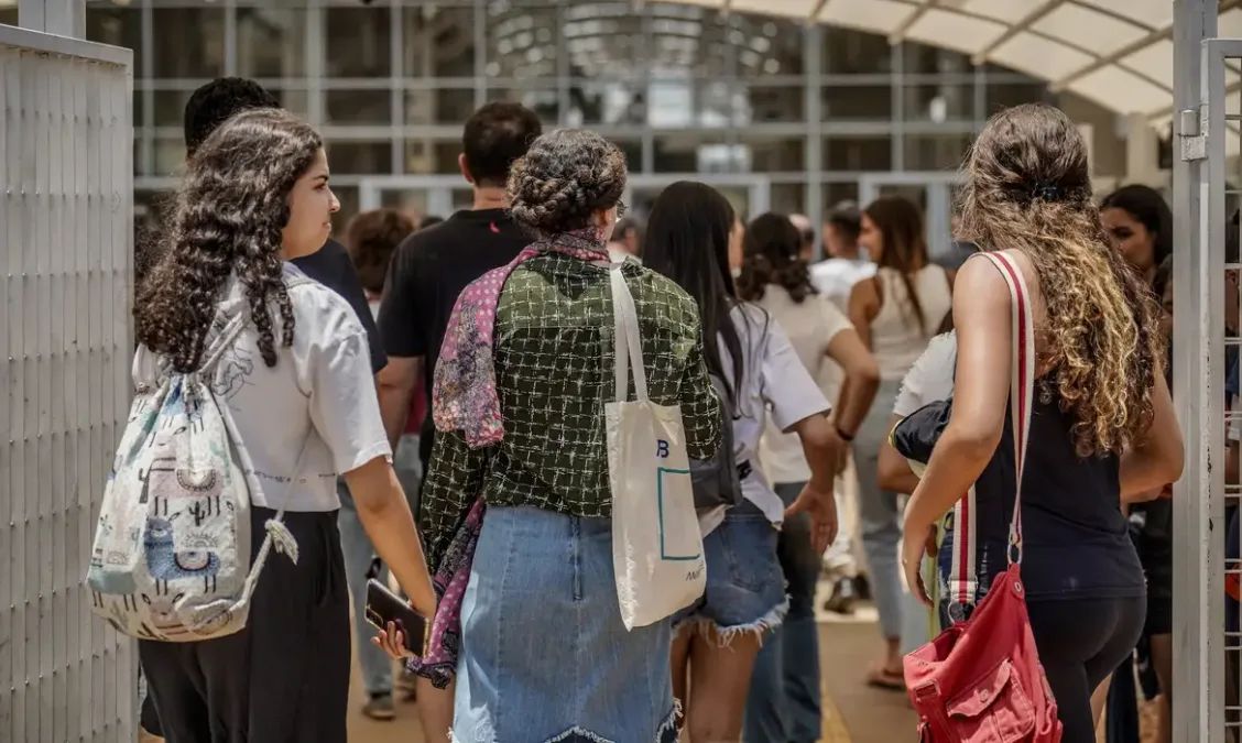 Período para solicitar isenção da taxa de inscrição no Enem 2024 inicia hoje