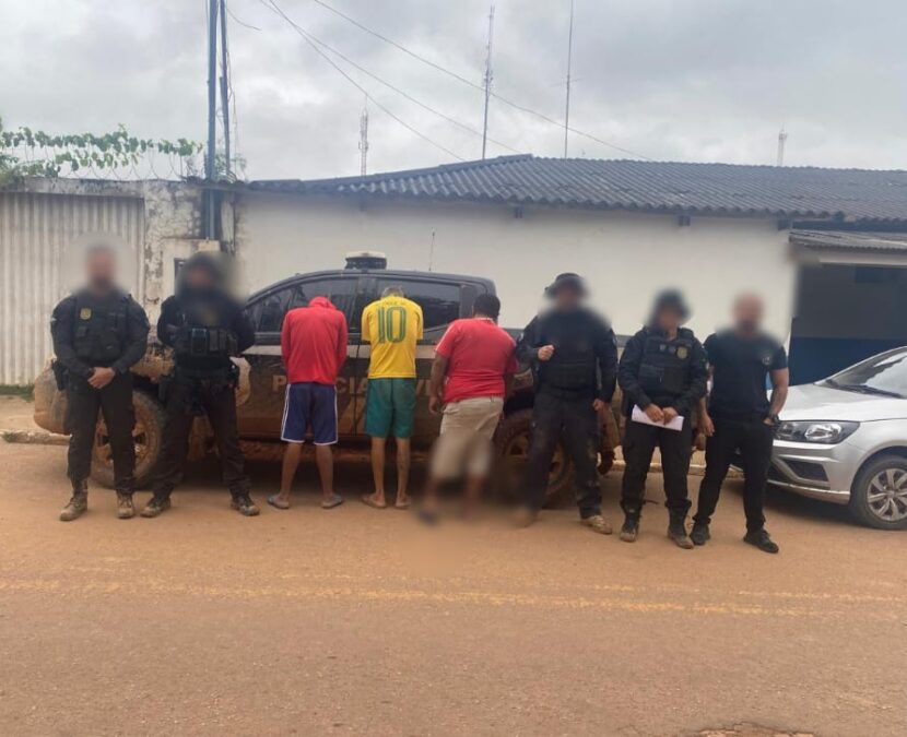 Polícia Civil prende três pessoas por suspeitas de tráfico de drogas no Ramal Copaíba
