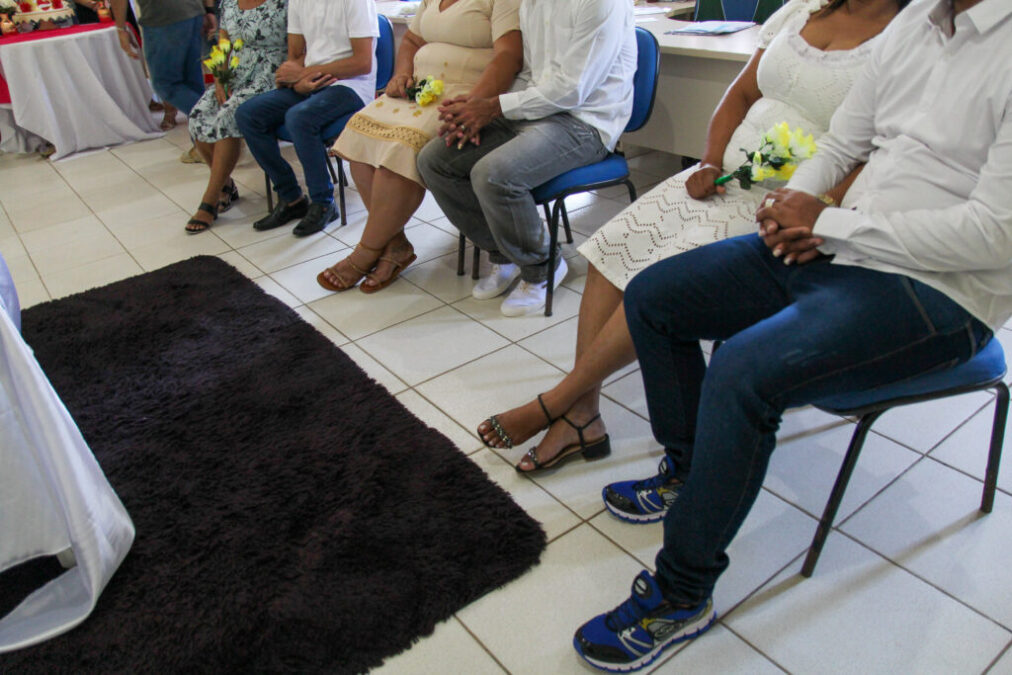 Reeducandos do Presídio de Senador Guiomard casam em cerimônia religiosa
