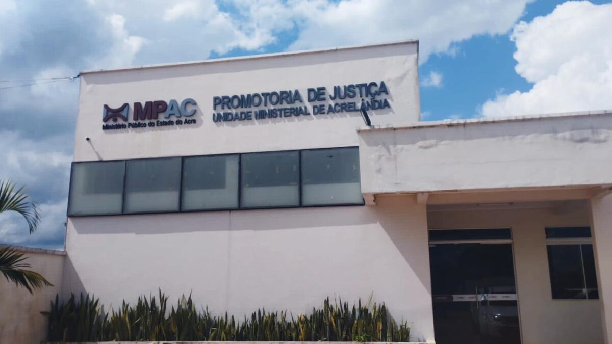 Ex-tabeliã é condenada por falsificação de documentos públicos em Acrelândia