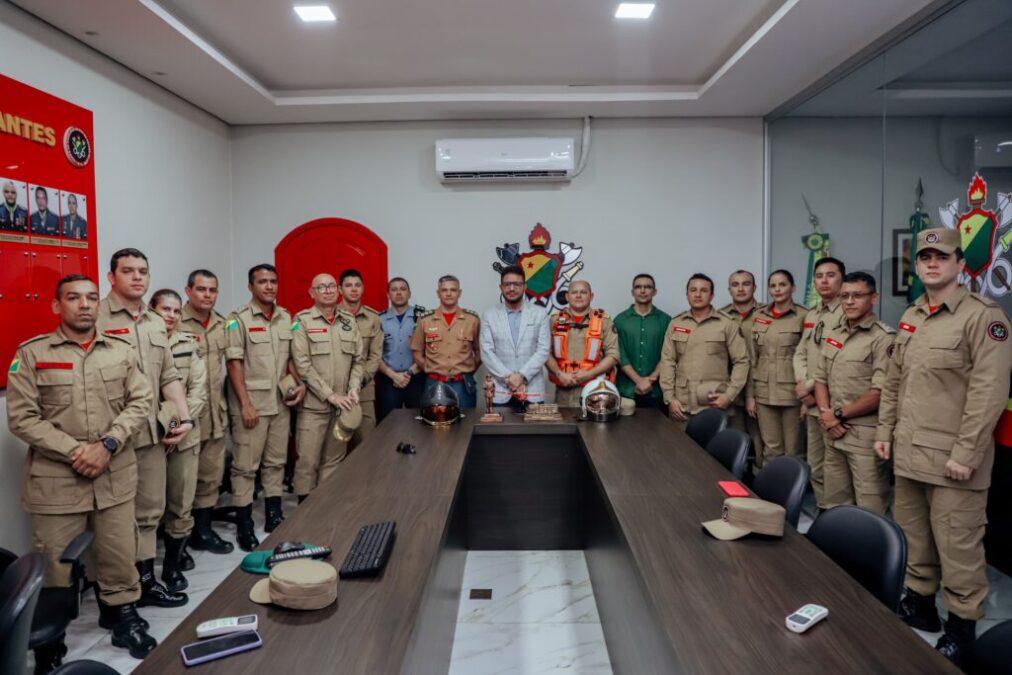 Com equipamento criado no estado, governador do Acre envia equipe para prestar socorro às vítimas de enchentes que atingem o Rio Grande do Sul