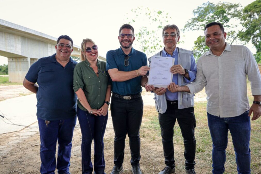 Governador Gladson Cameli entrega Anel Viário de Brasileia ao DNIT para finalização