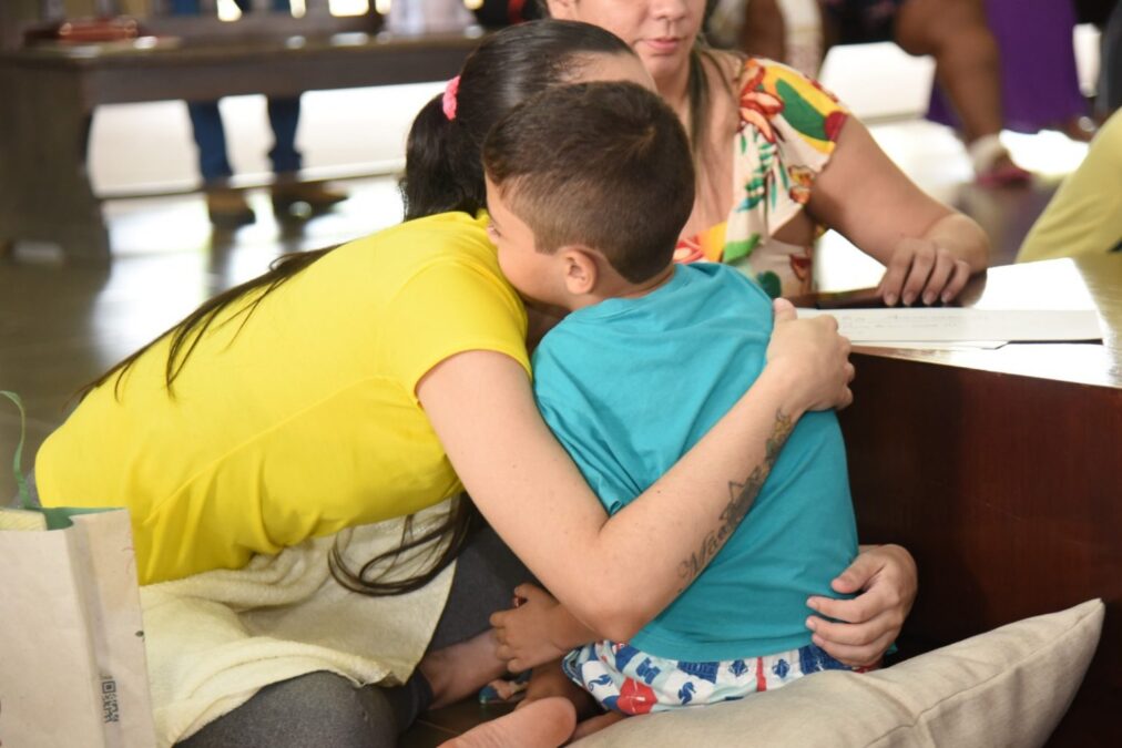Projeto Abraçando Filhos: TJAC proporciona momento de amor entre mães encarceradas com seus filhos
