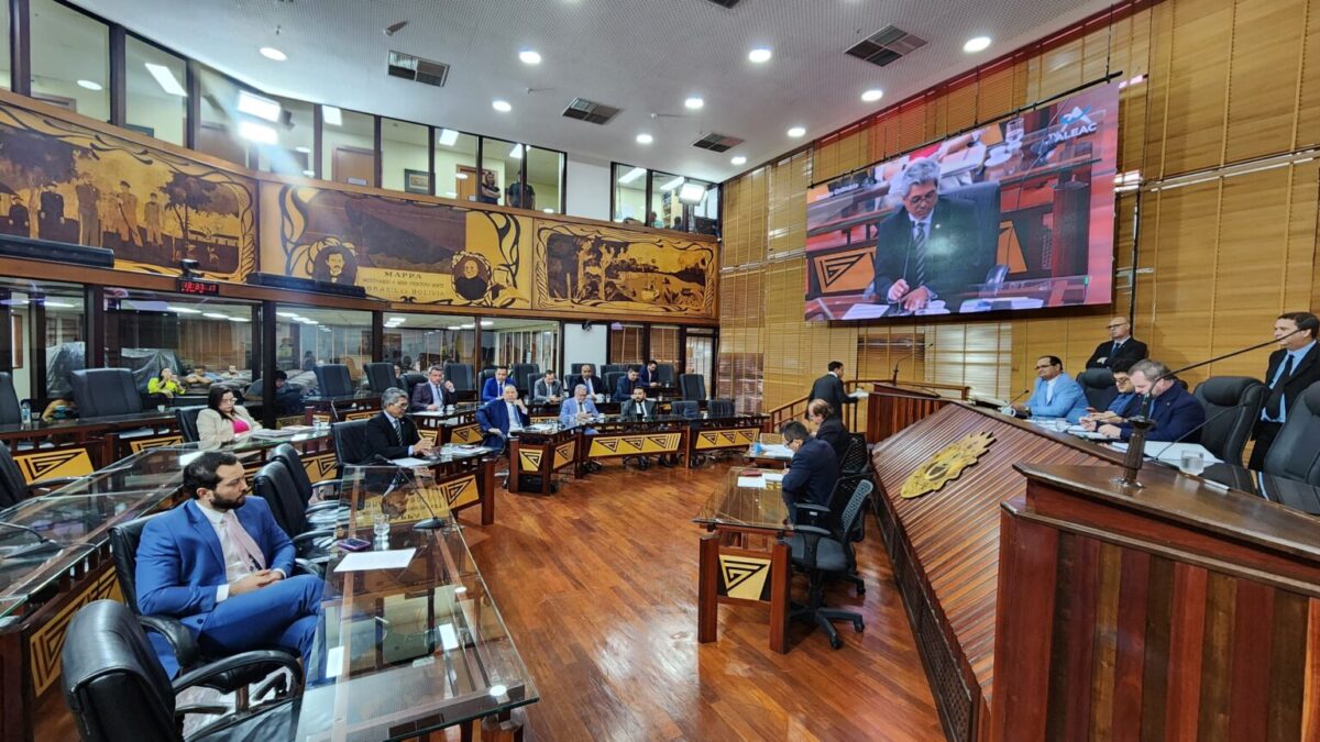 Deputados exigem afastamento do presidente do Iapen por acusações de assédio