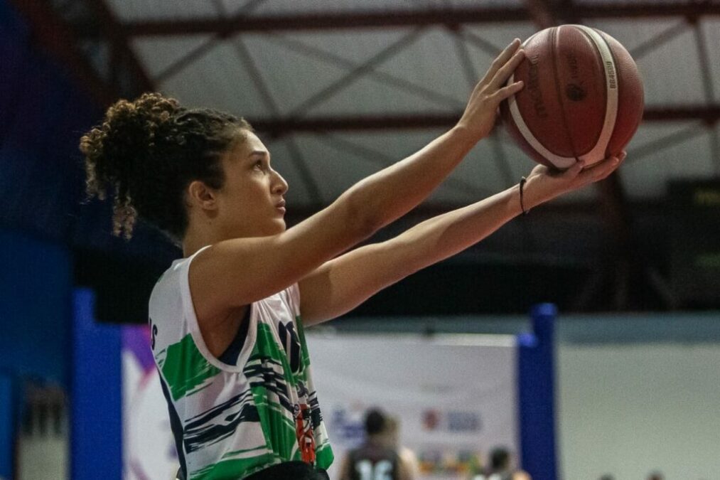 Atleta paralímpica acreana é campeã na SuperCopa Feminina de Basketball em Cadeira de Rodas