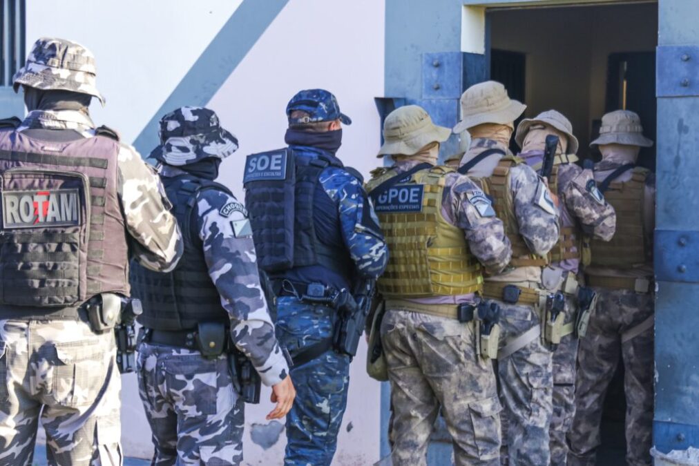 Em operação conjunta, forças de segurança realizam operação na Unidade Penitenciária Manoel Neri