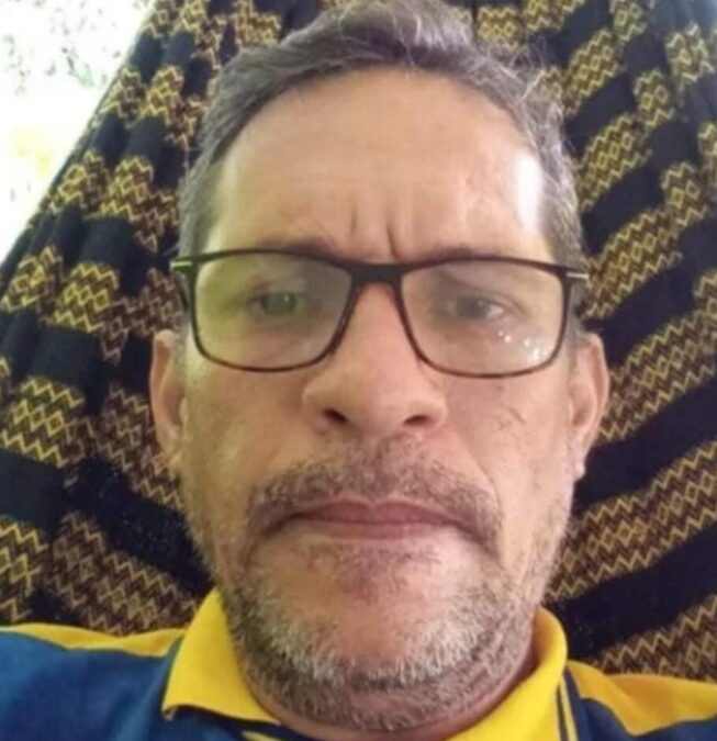 Servidor dos Correios é encontrado morto em casa por amigos