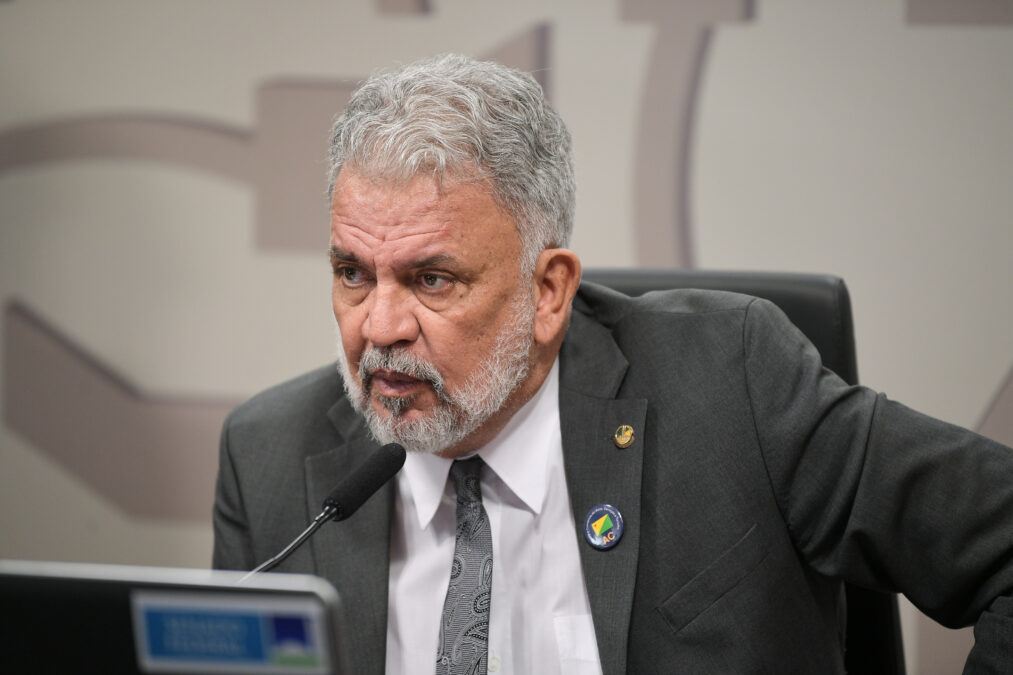 Petecão viabiliza pagamento de R$ 4,4 milhões para maquinários e obras em municípios do Acre