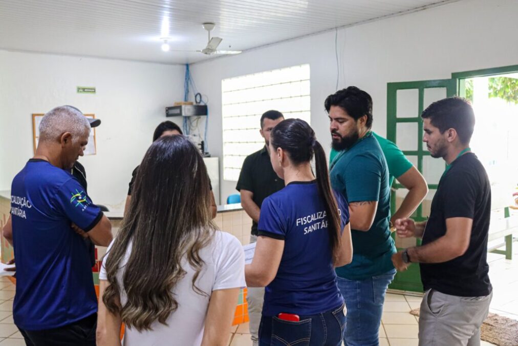 Procon realiza operação Afrodite, com foco no Dia dos Namorados