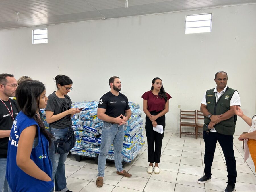 MPAC fiscaliza depósitos de merenda escolar em Sena Madureira e encontra irregularidades
