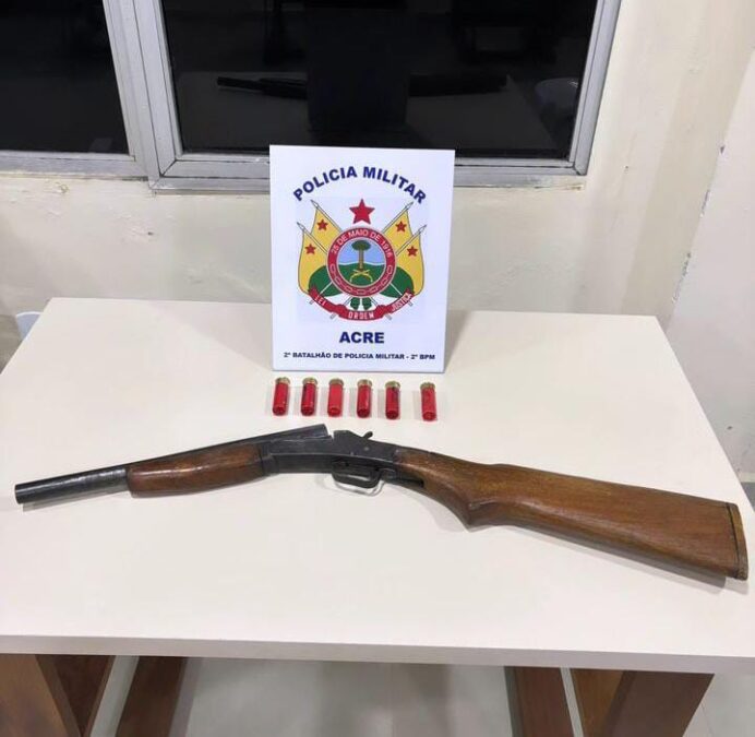 Polícia Militar apreende espingarda e munições em bairro de Rio Branco