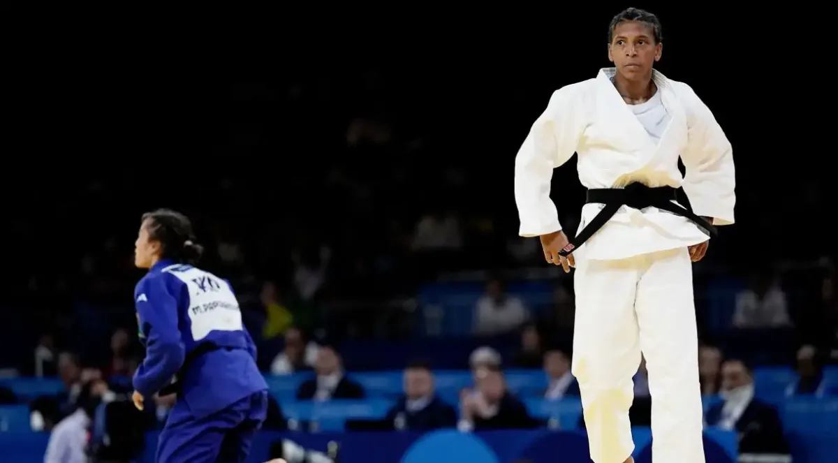Rafaela Silva avança para a semifinal do Judô em Paris 2024 com vitória convincente