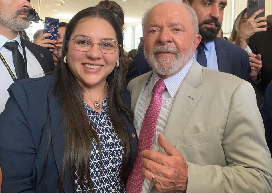Meire Serafim é a deputada mais alinhada ao governo Lula na bancada do Acre