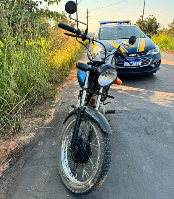 PRF apreende adolescente por está dirigindo moto roubada na BR-364