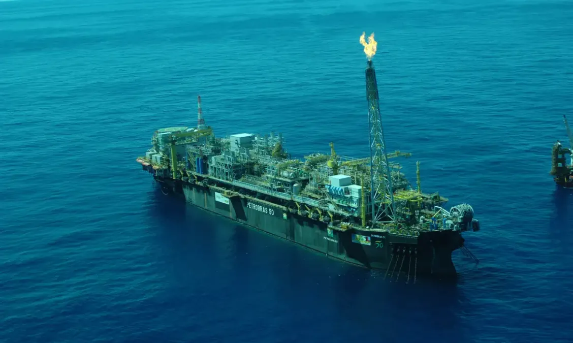 Leilão de 37,5 milhões de barris de petróleo da União atraí dez empresas