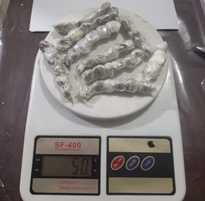Visitantes são presas tentando entrar em presídio com drogas escondidas no Acre