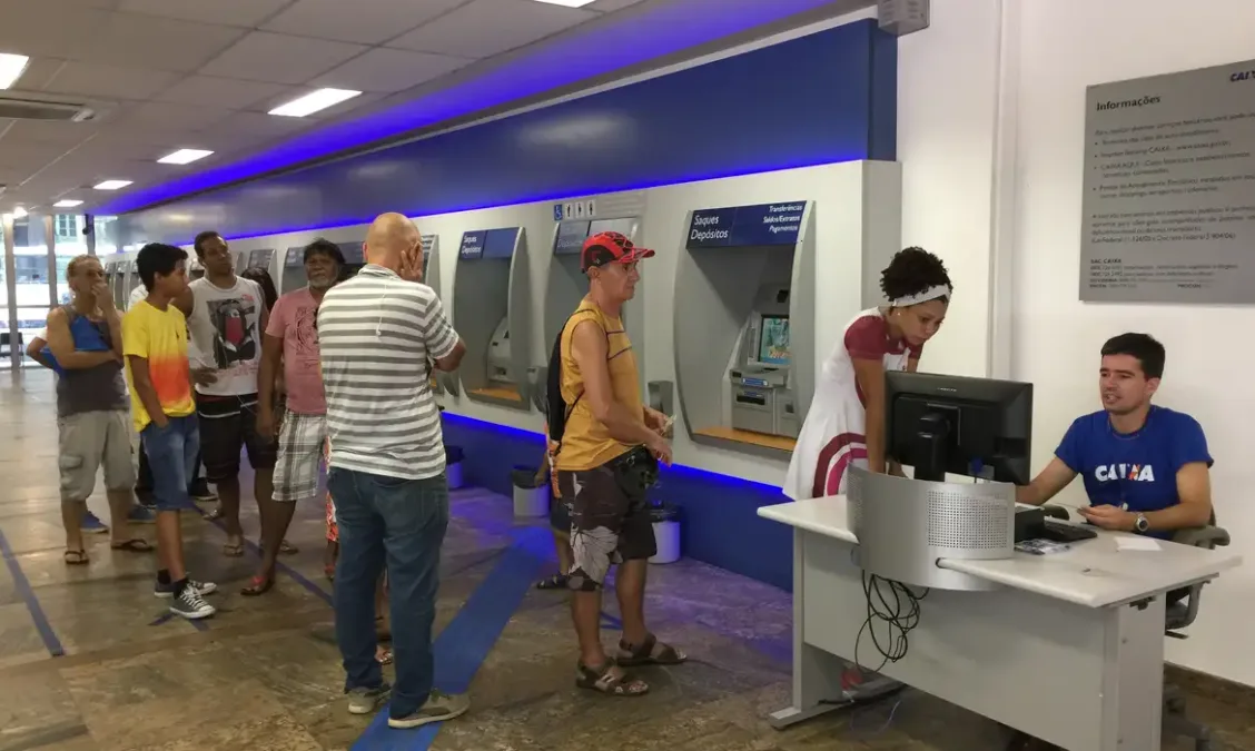 Novos termos padronizados em extratos bancários entram em vigor hoje
