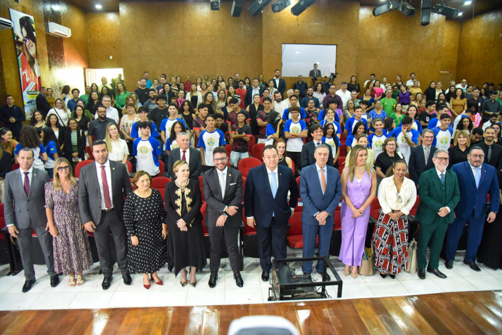 Presidente do STF e CNJ profere palestra a alunos do ensino médio do Acre sobre a importância de ter valores e conhecimento