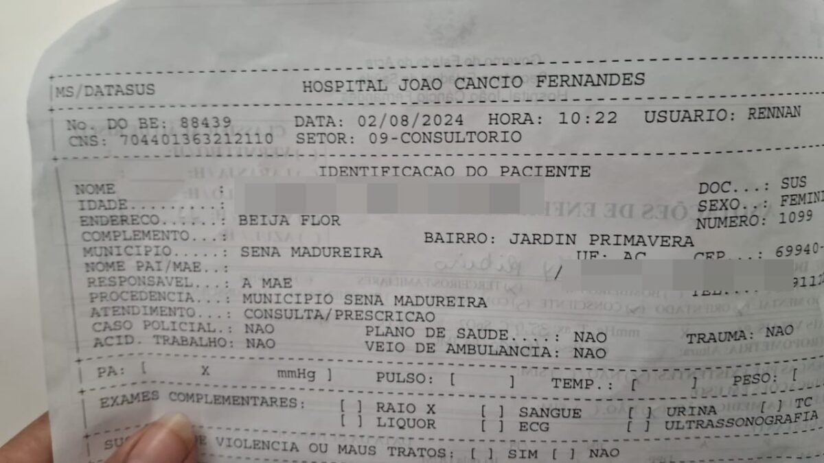 Mãe denuncia demora em atendimento no hospital de Sena Madureira