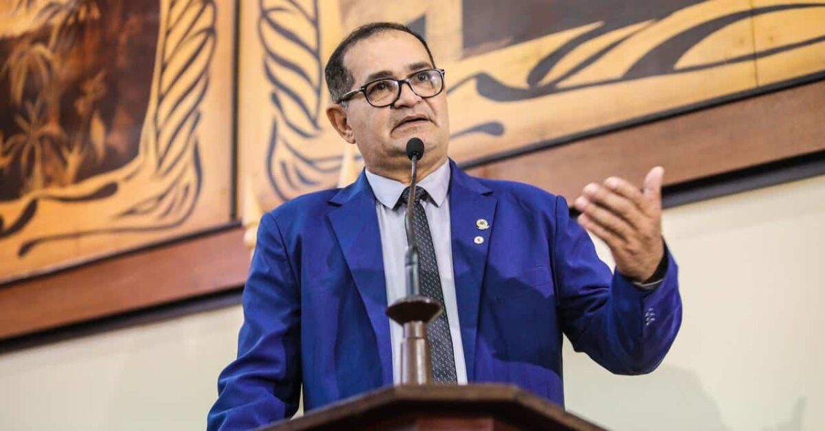 Deputado Tanízio Sá condena suposta declaração de Mazinho Serafim sobre quebrar a Prefeitura de Sena Madureira
