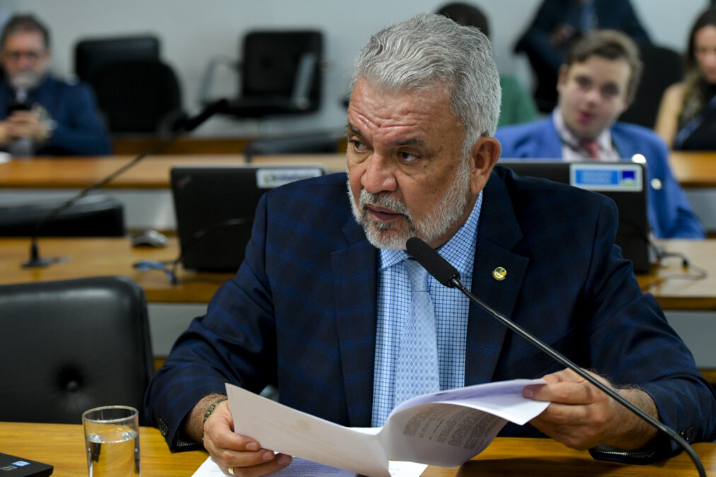 Senador Sérgio Petecão apresenta proposta que une ressocialização de detentos e sustentabilidade ambiental