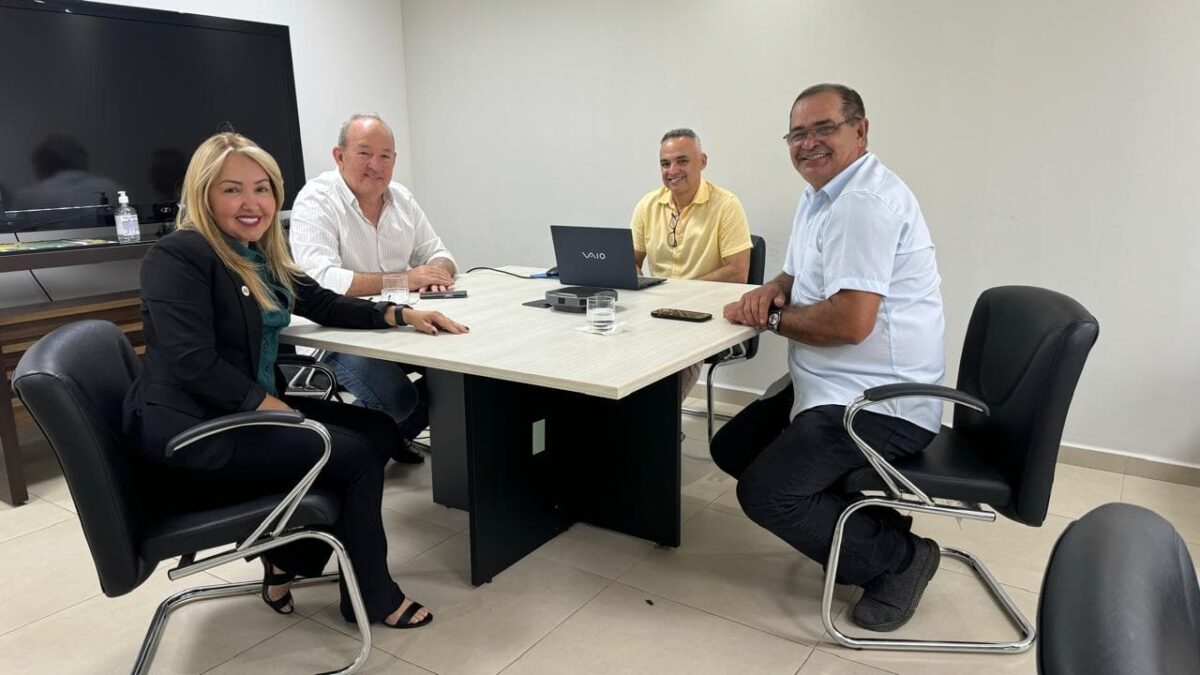 Estado anuncia investimento de R$ 3,5 milhões a estudos ambientais para abertura de estrada entre Santa Rosa do Purus e Manoel Urbano