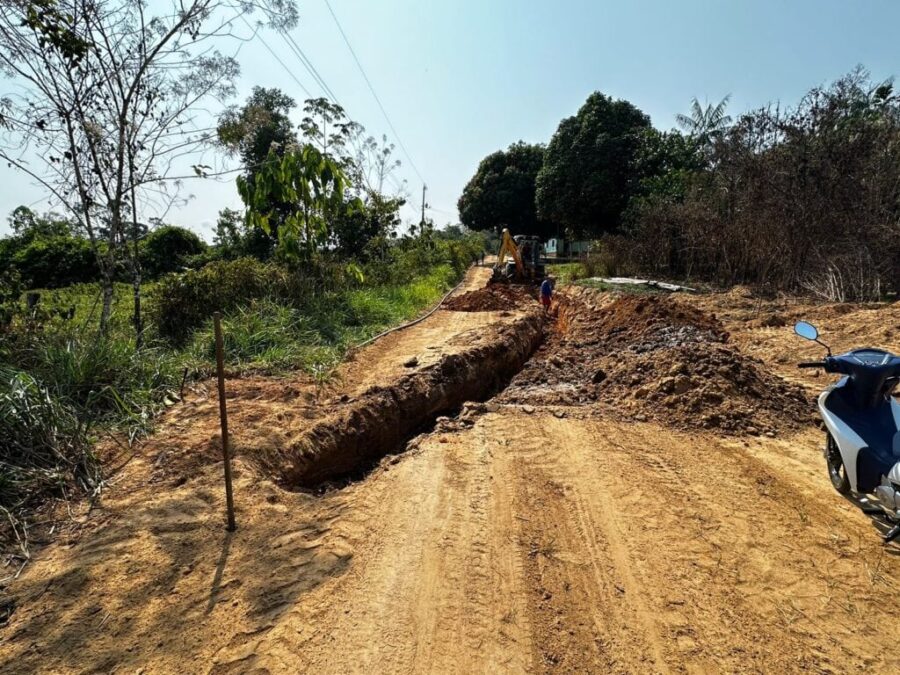 Prefeitura de Cruzeiro do Sul expande rede de água com apoio do Saneacre