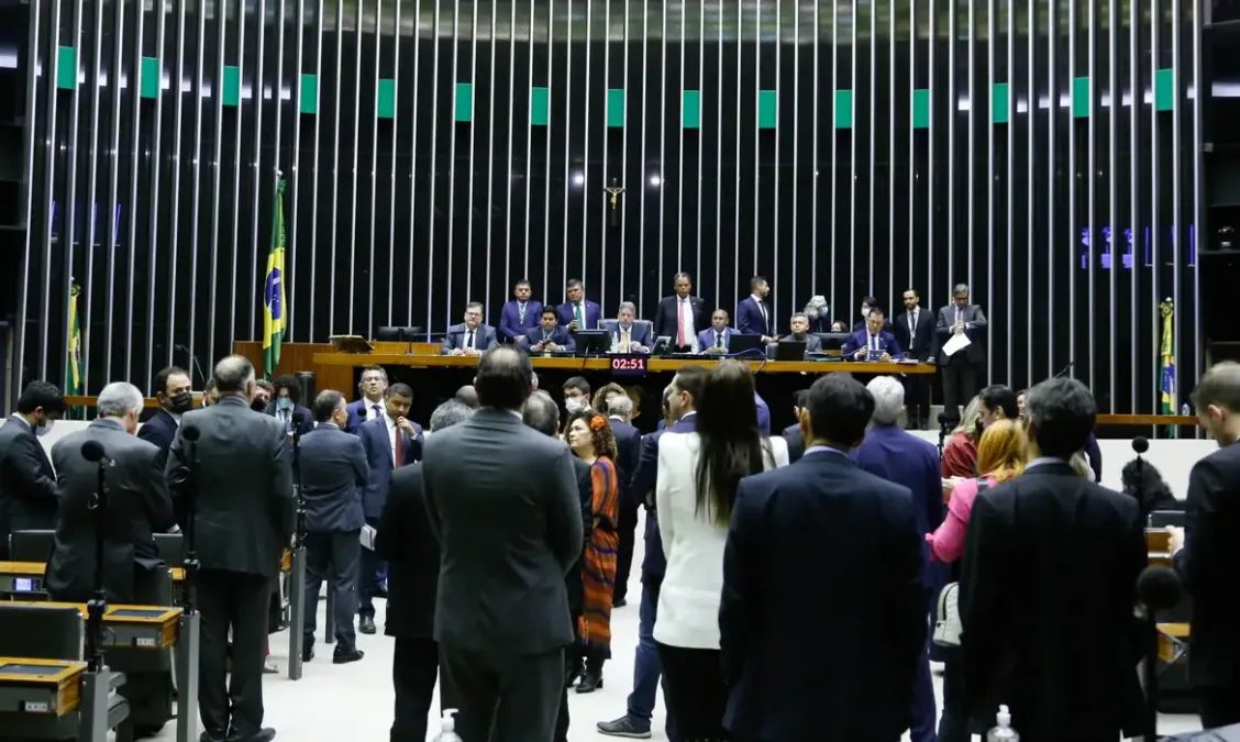 Especialista critica impacto das emendas parlamentares na eficiência das políticas públicas