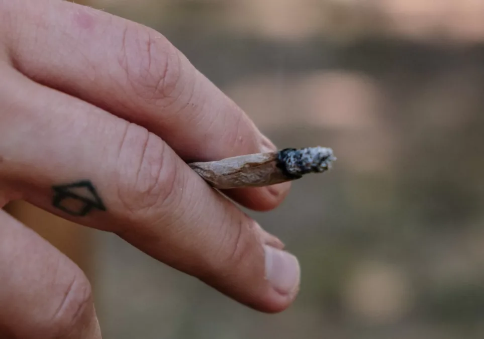 Polícia realiza prisões por tráfico e porte de drogas em Sena Madureira