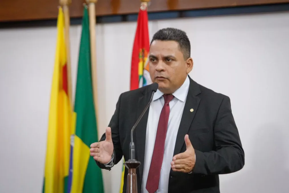 Mais despesa? Candidato do prefeito Mazinho diz que vai criar mais uma Secretaria se vencer as Eleições em Sena