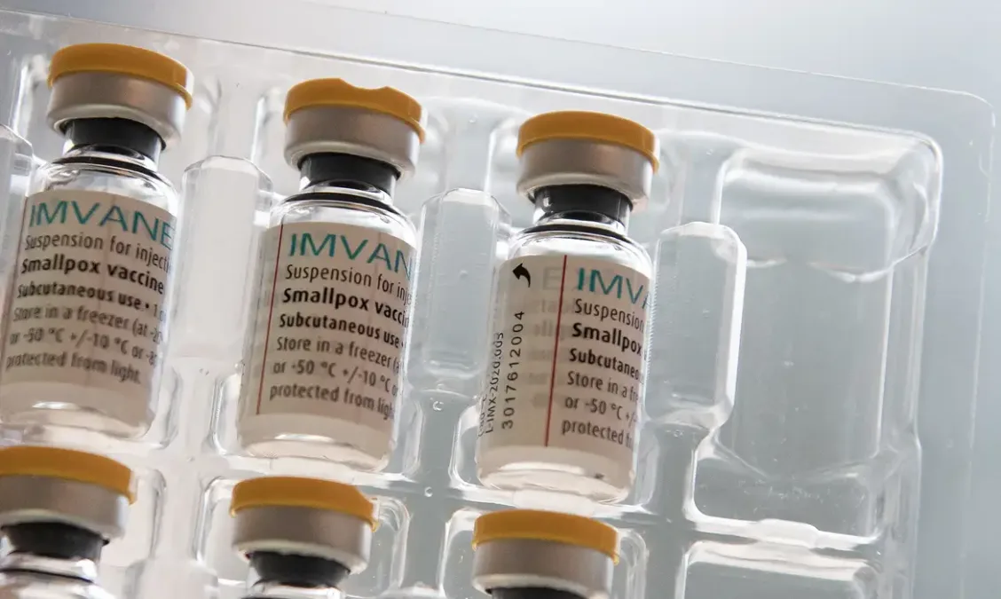 OMS autoriza primeira vacina contra Mpox para distribuição internacional