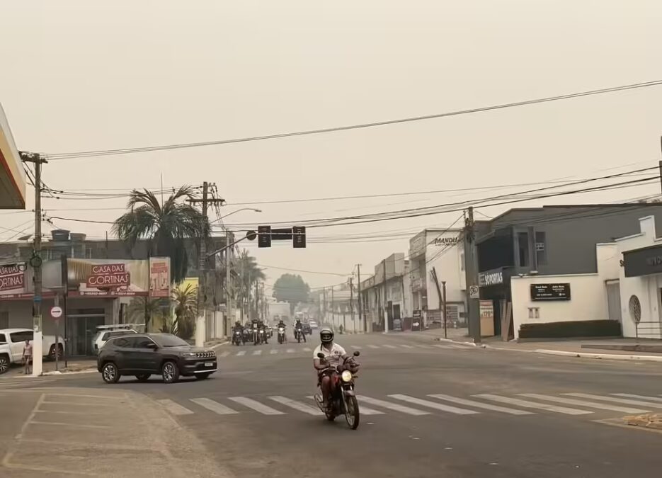 Terça-feira quente e ensolarada com baixa umidade no Acre