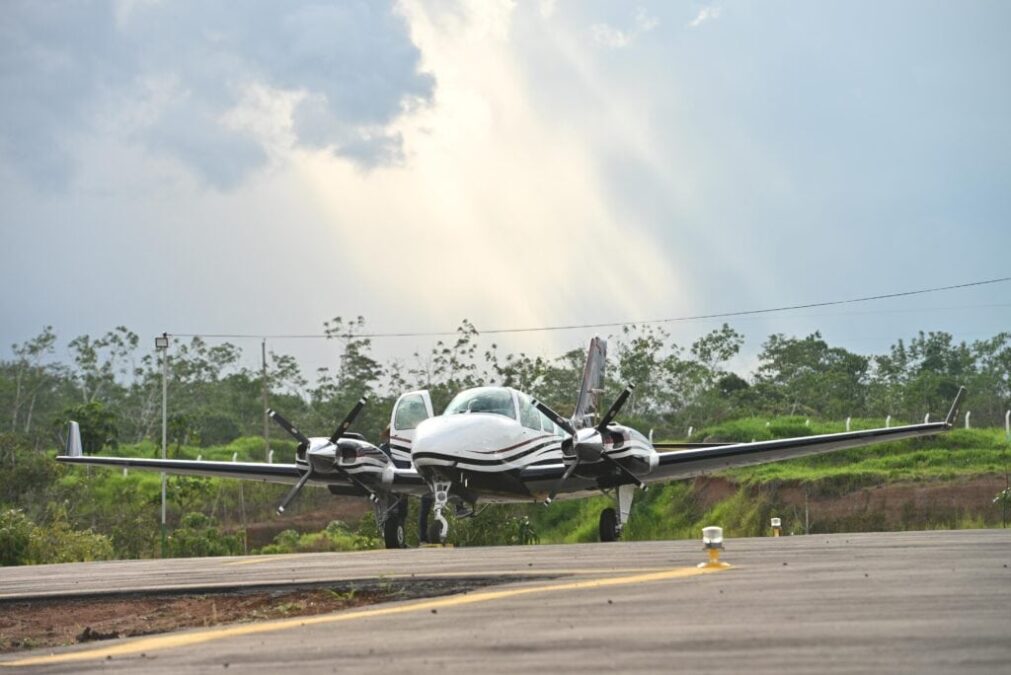 Manoel Urbano inaugura aeródromo revitalizado com voos noturnos e investimento de R$ 2,2 milhões