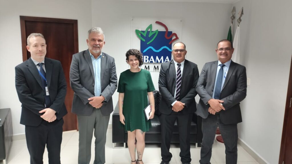 Petecão e prefeitos mobilizam Ibama para a estrada entre Santa Rosa do Purus e Manoel Urbano