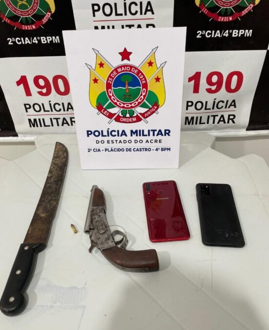Polícia Militar apreende menores com arma de fogo e arma branca em Plácido de Castro
