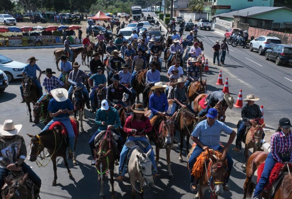 MPAC entra com ação por maus-tratos a animais na Cavalgada da Expoacre Juruá 2024 e pede indenização