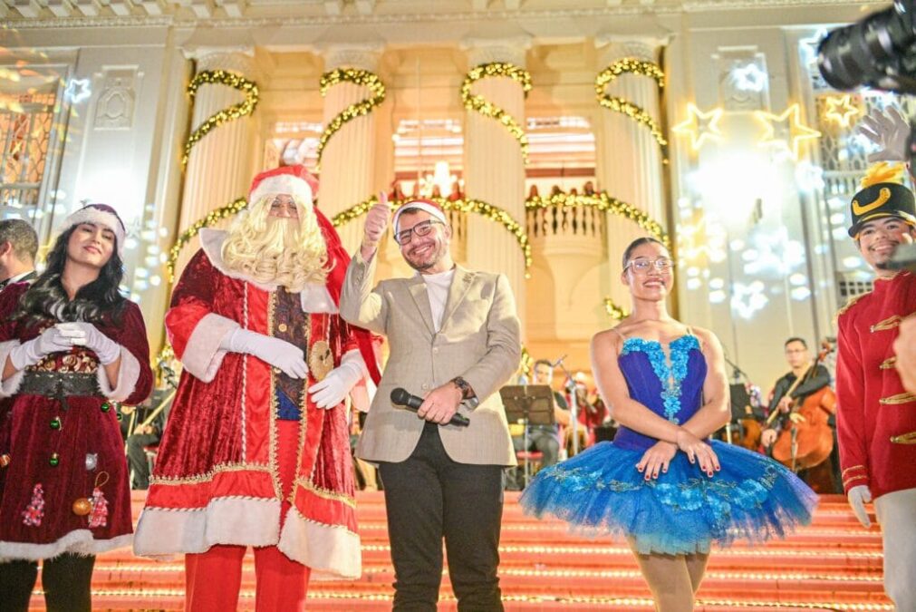 Cantata de Natal ilumina Rio Branco e governador faz apelo por ações solidárias