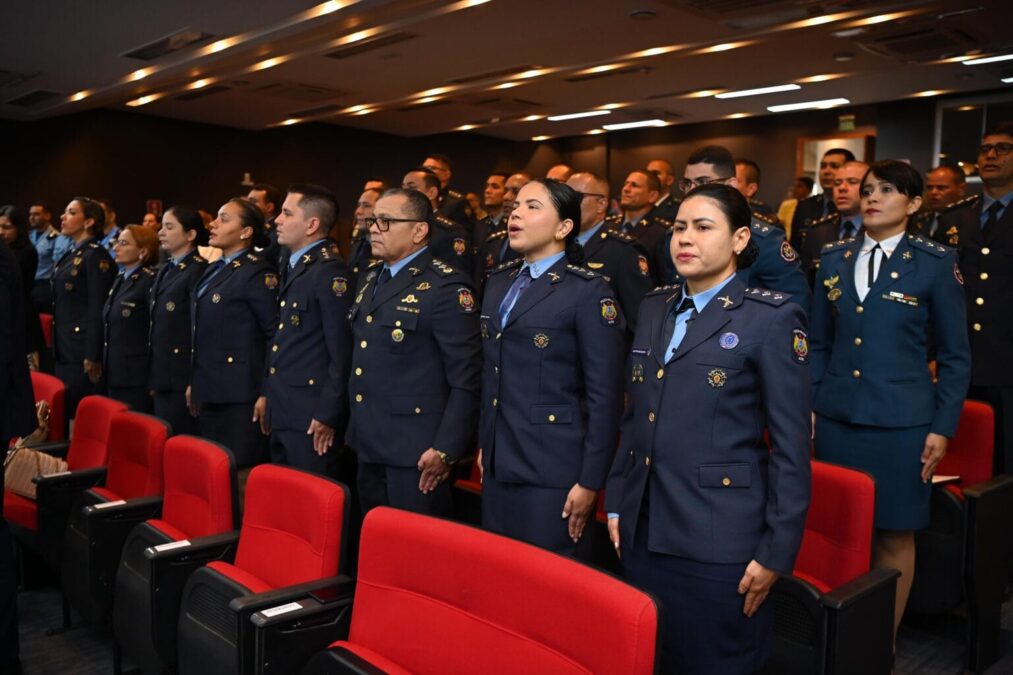Governador Gladson Cameli prestigia formação de oficiais militares em curso de aprimoramento
