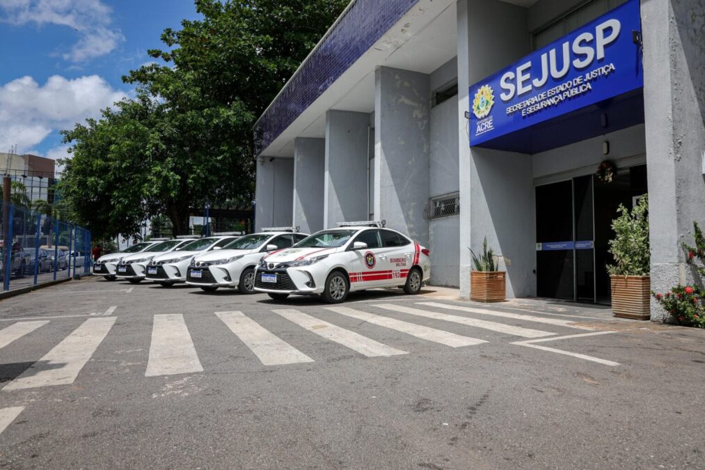 Governo do Acre reforça segurança pública com entrega de veículos, equipamentos e capacitação de agentes