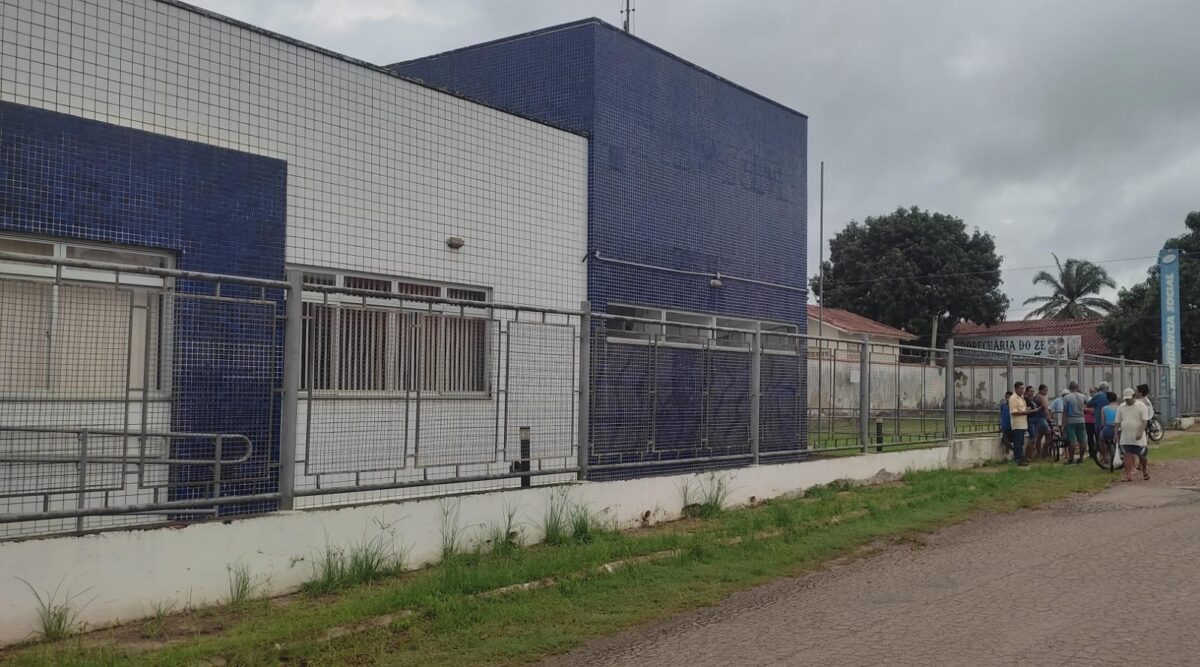 Falta de internet paralisa atendimentos no INSS de Sena Madureira; população reclama