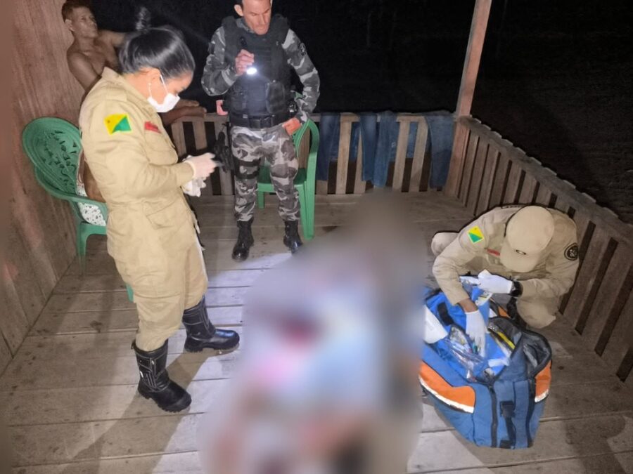 Briga por terra na zona rural do Acre quase termina em morte após irmão esfaquear vítima