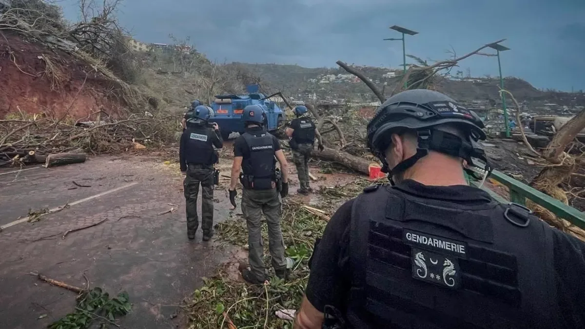 Ciclone Chido devasta Mayotte e deixa centenas de mortos; equipes de resgate enfrentam caos e destruição