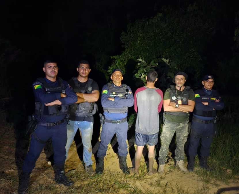 Suspeito de feminicídio em Mâncio Lima se entrega e é preso pela polícia