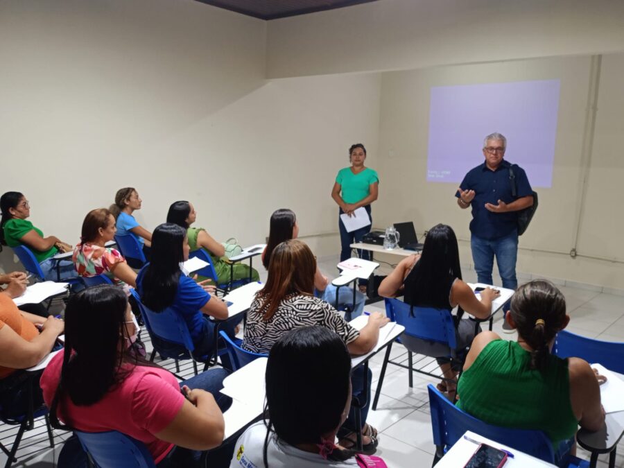 SENA: Secretaria Municipal de Saúde realiza acolhimento para novos profissionais das recepções das UBS
