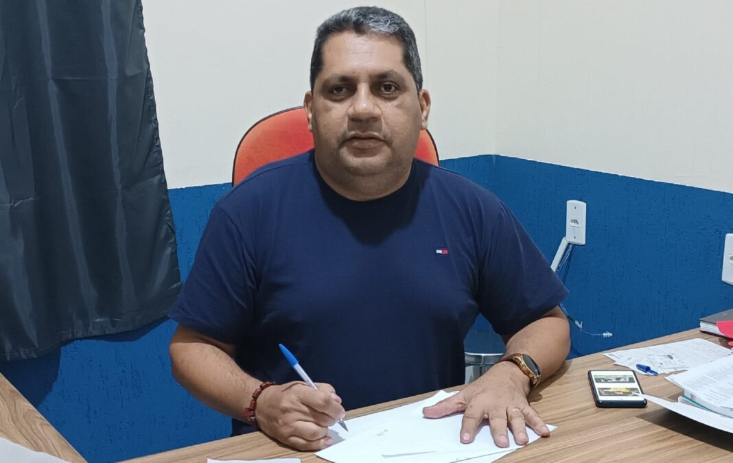 Governo do Estado nomeia Altemir Lira como novo coordenador do Núcleo Estadual de Educação em Sena Madureira