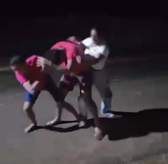 VÍDEO: Briga entre jovens em Sena Madureira viraliza nas redes sociais