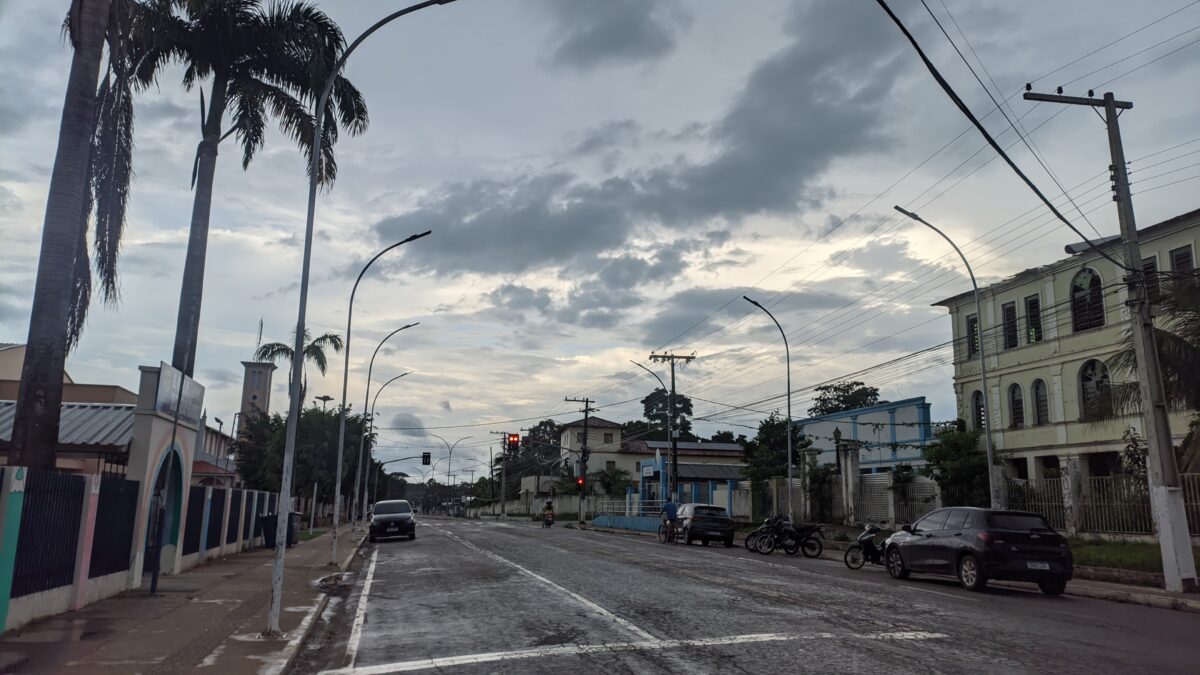 Acre tem quarta-feira de calor com pancadas de chuvas