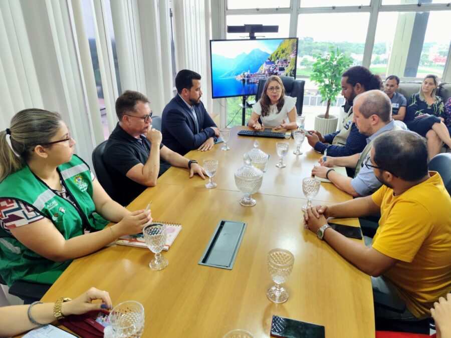 MPAC participa de visita do Ministério da Saúde ao Acre