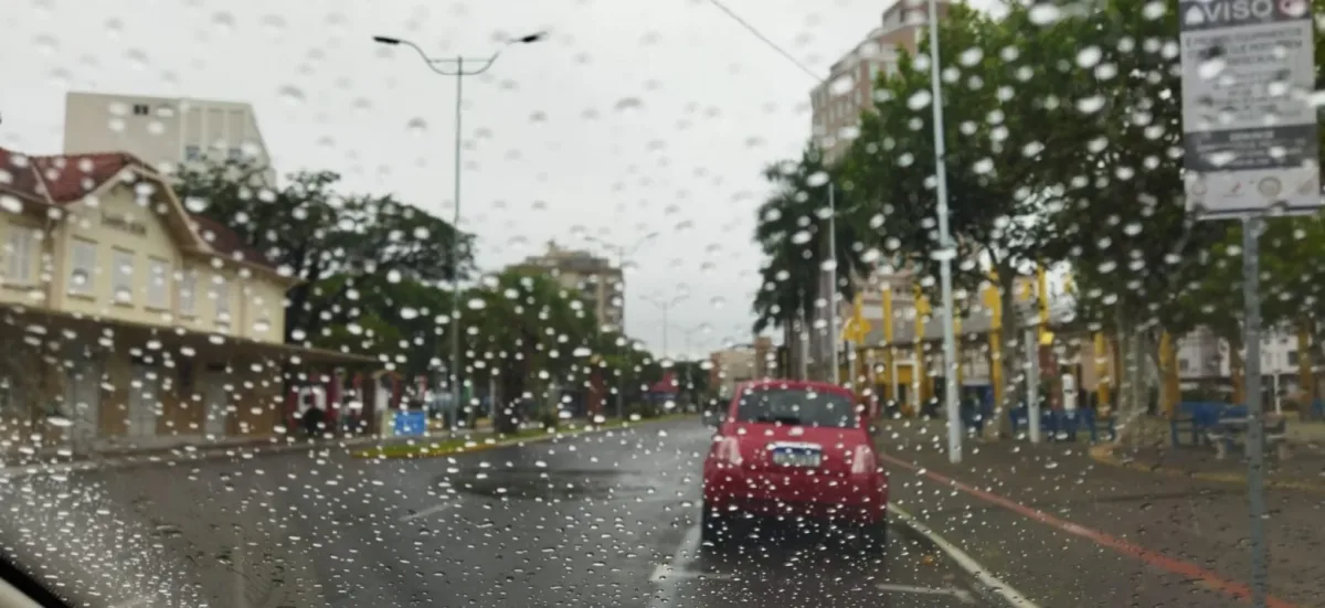 Fevereiro terá calor intenso e chuvas irregulares no Acre, aponta Inmet