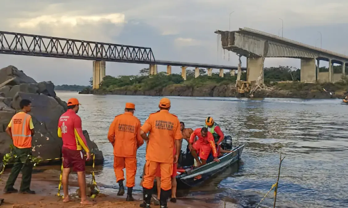 Marinha retoma busca por desaparecidos após colapso da ponte entre Maranhão e Tocantins